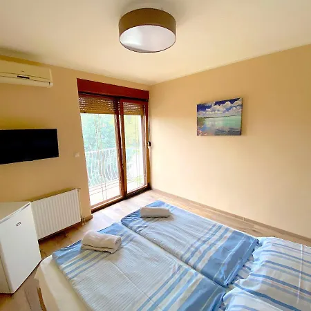 Guest house Unio Vendeghaz 2 Siofok